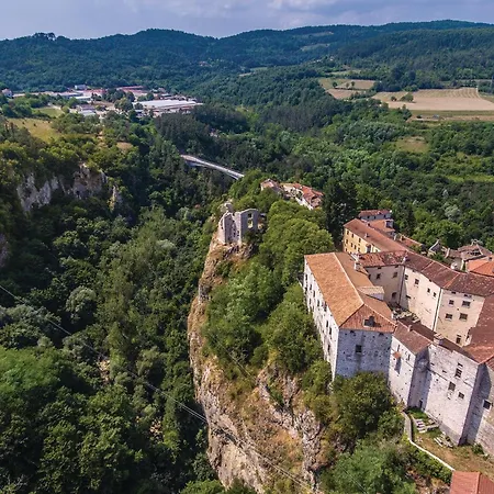 Prázdninový dům Lovely In Lovrin *